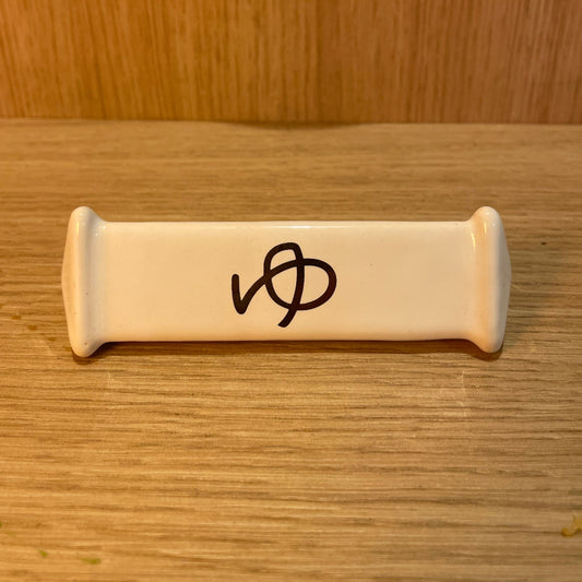 Koziołek pod pałeczki – Majolika Nieborów x Yukarinko