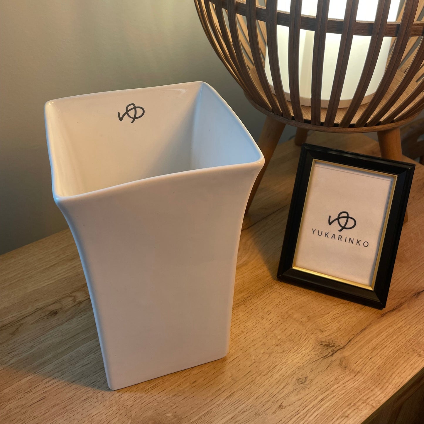 Wazon kanciasty – Majolika Nieborów x Yukarinko